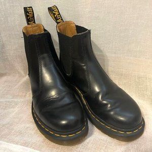 DR. MARTENS, 2976 Smooth Leather Chelsea Boot